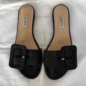 ATTICO FLAT SANDALS SIZE 39